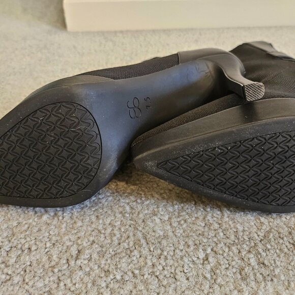 Cosy Island SassyMove Pointed Toe Black Ankle Boots - Picture 7 of 7